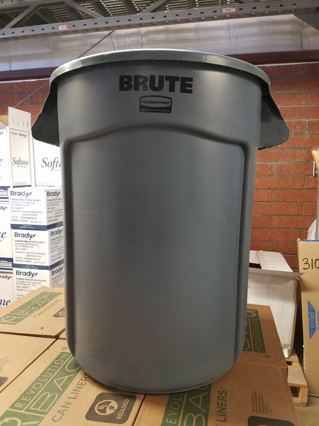 TRASH CAN 32GAL (ea)